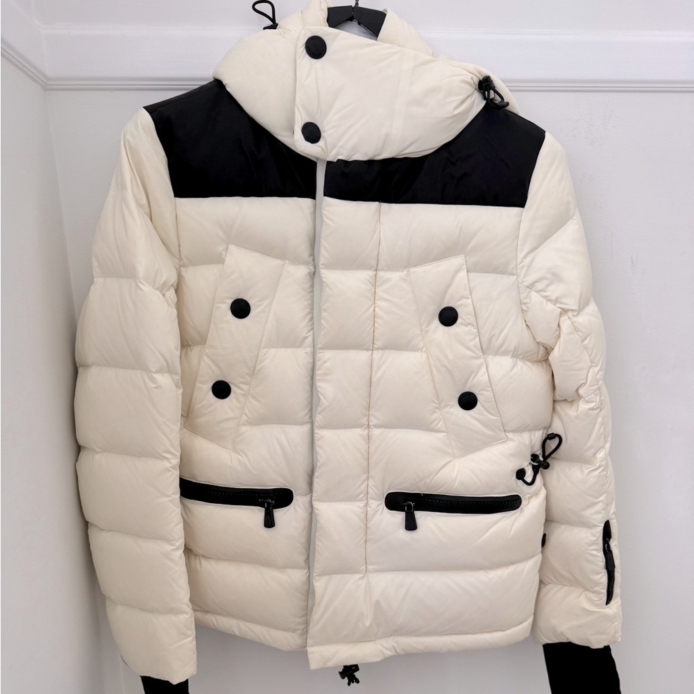 Moncler Cream and Black Button Detail Grenoble Down Jacket